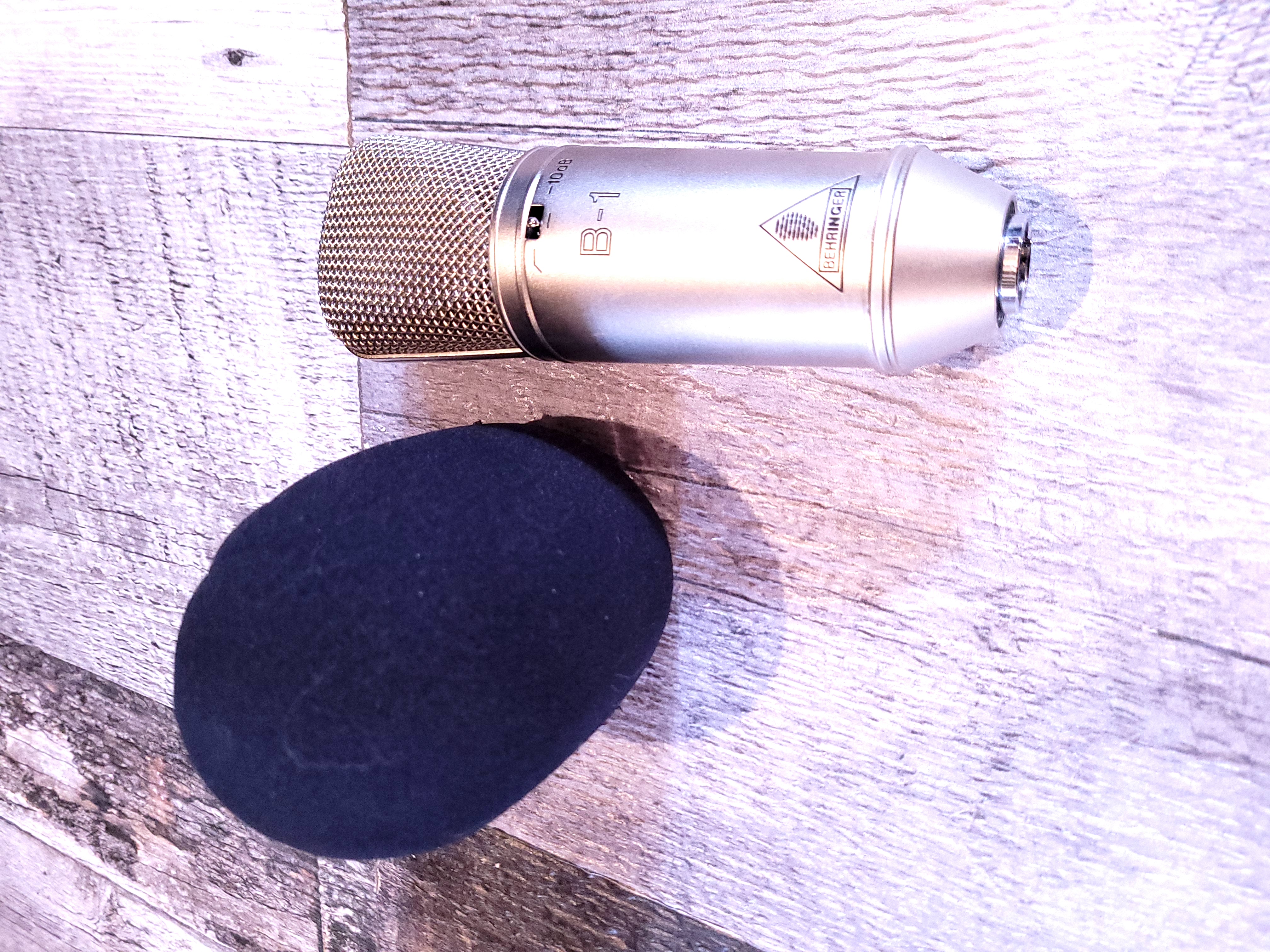 Behringer B-1 - Coffret